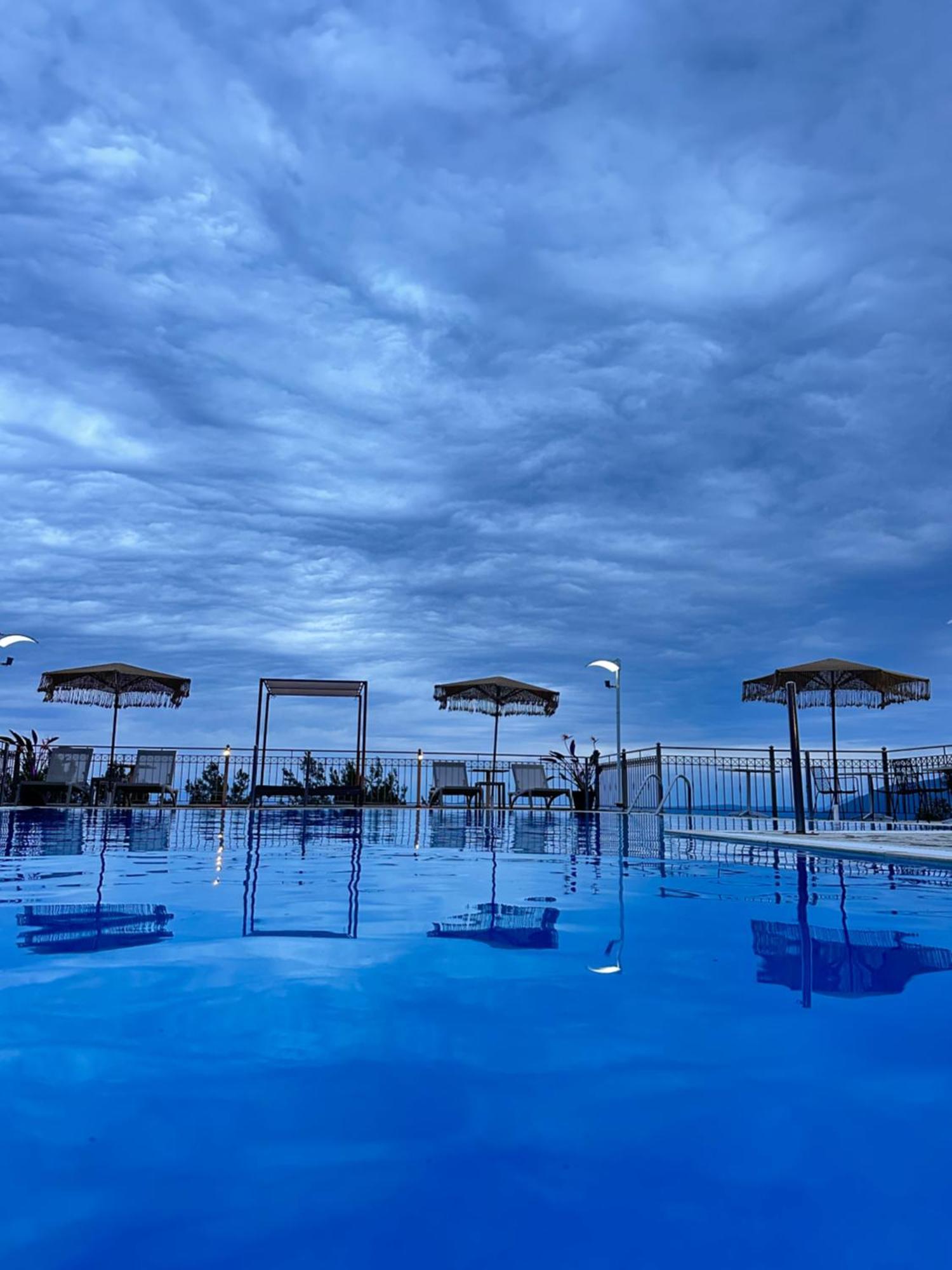 Semiramis Hotel Frinion ภายนอก รูปภาพ